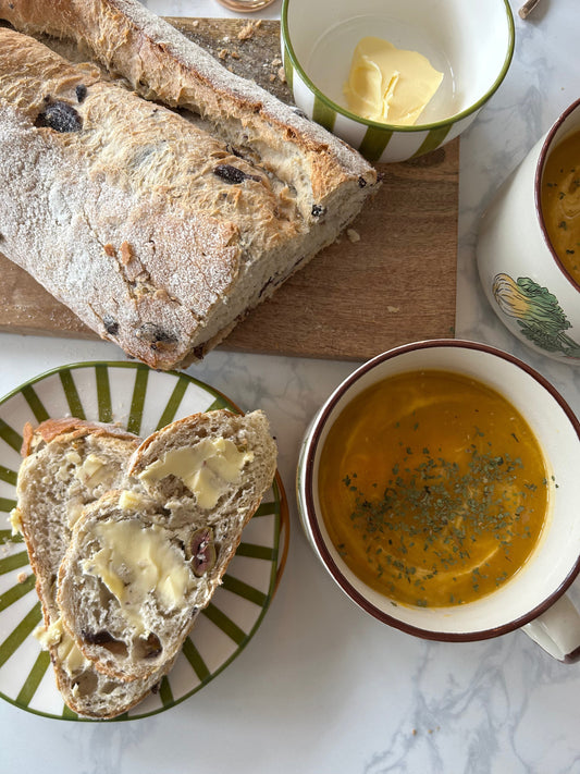 Curried Butternut Squash Soup Recipe – Cosy, Comforting, and Perfect for Autumn
