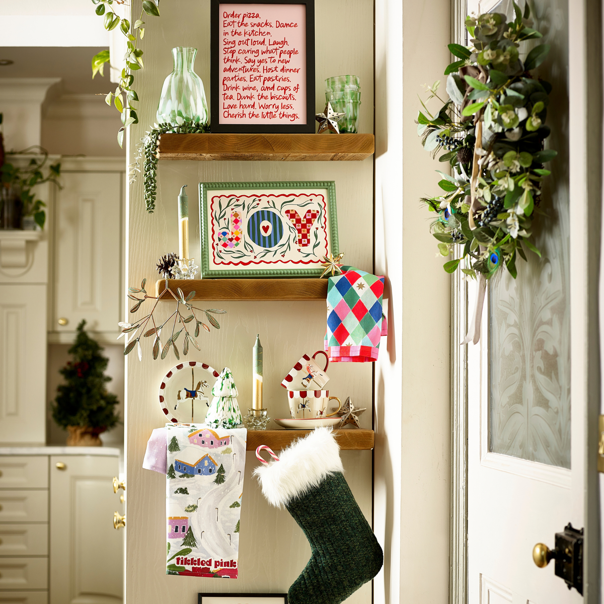 Santa Christmas Tea Towel 2 Pack