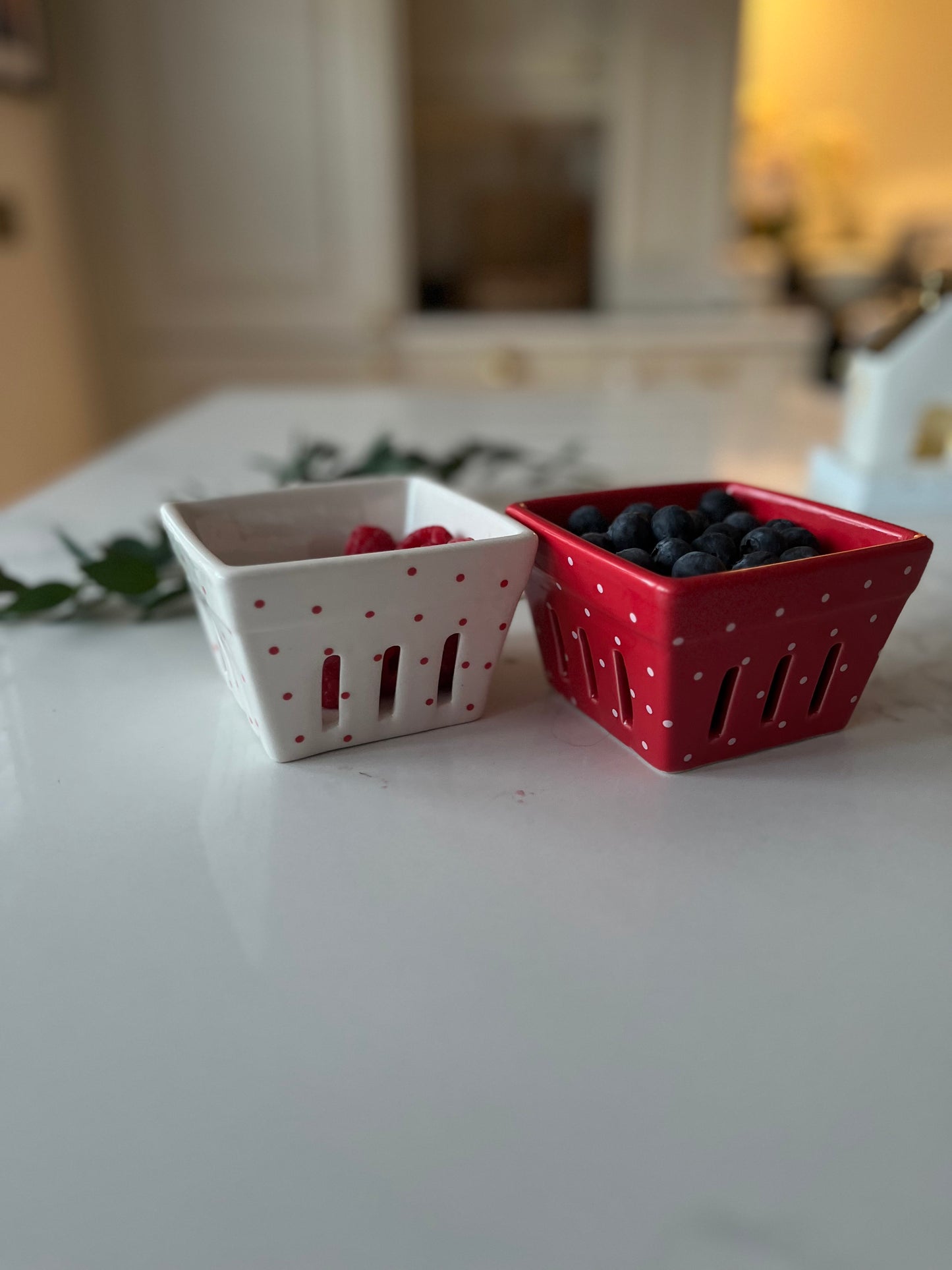 Ceramic polka dot berry basket