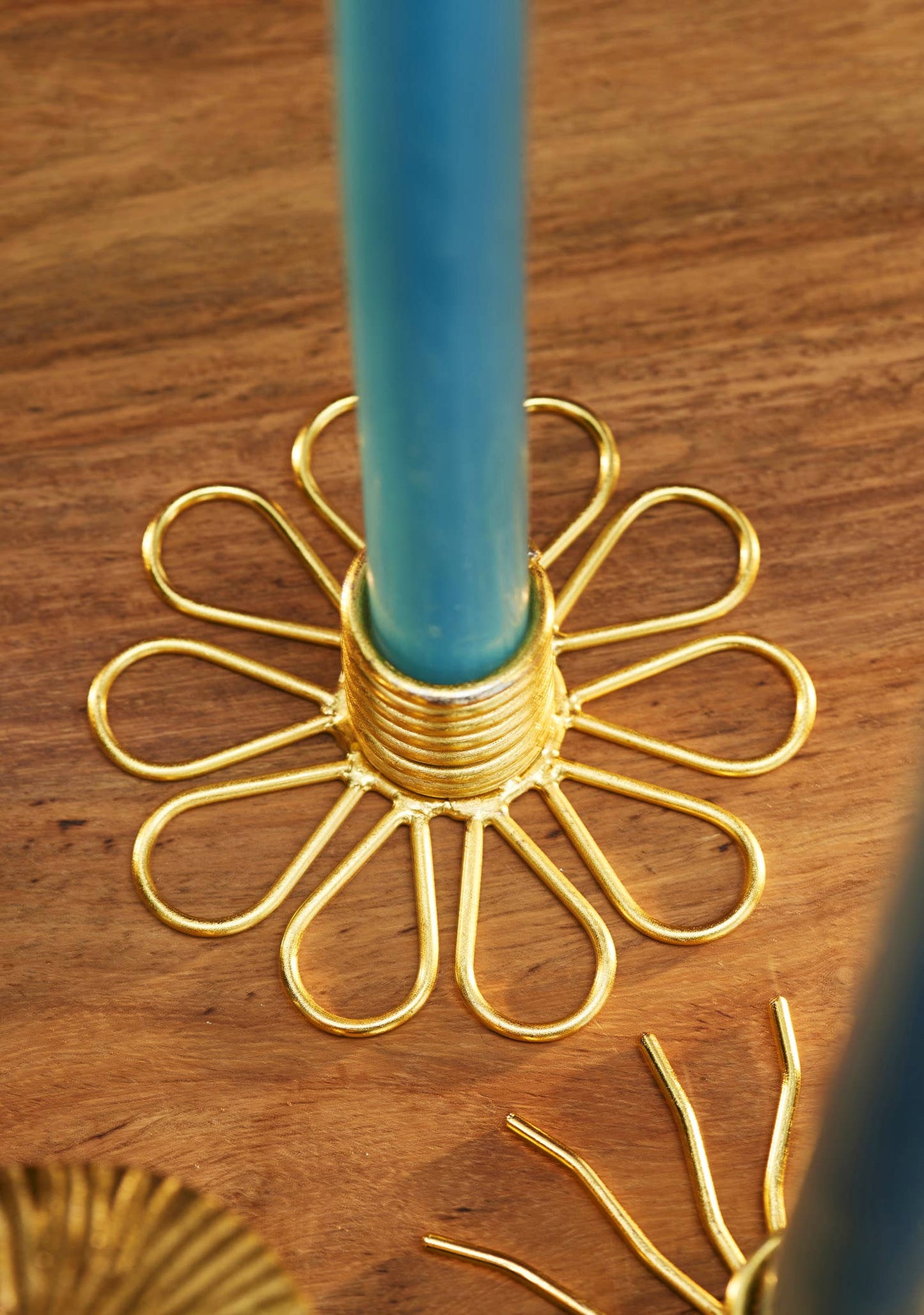 Gold Wire Candlestick Holder