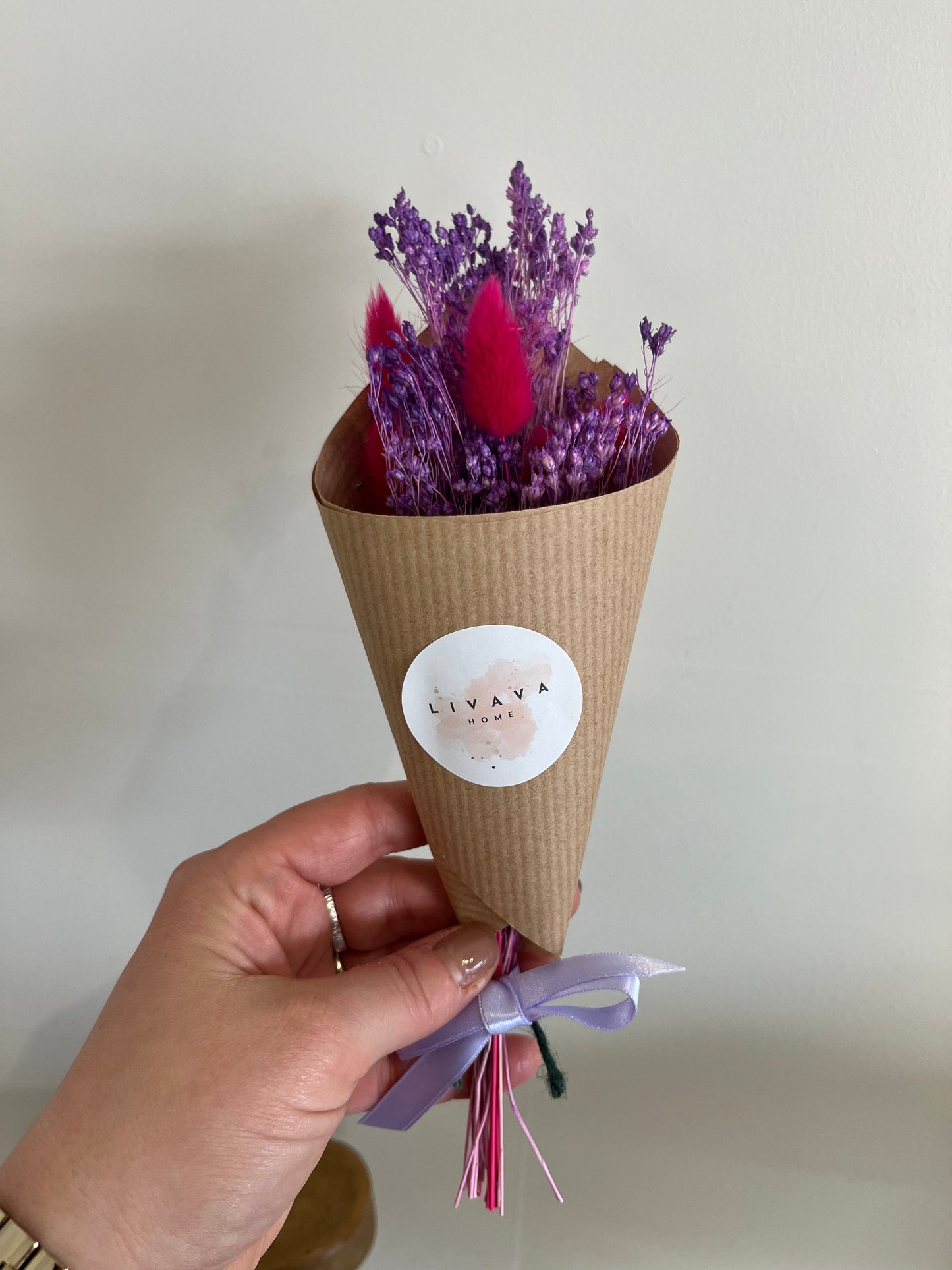 Mini Bunches of Dried Flowers | Beautiful & Long-Lasting Floral Decor