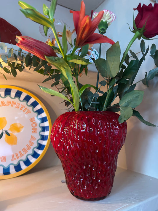 Strawberry Vase | Red Lacquered Glass Decorative Vase