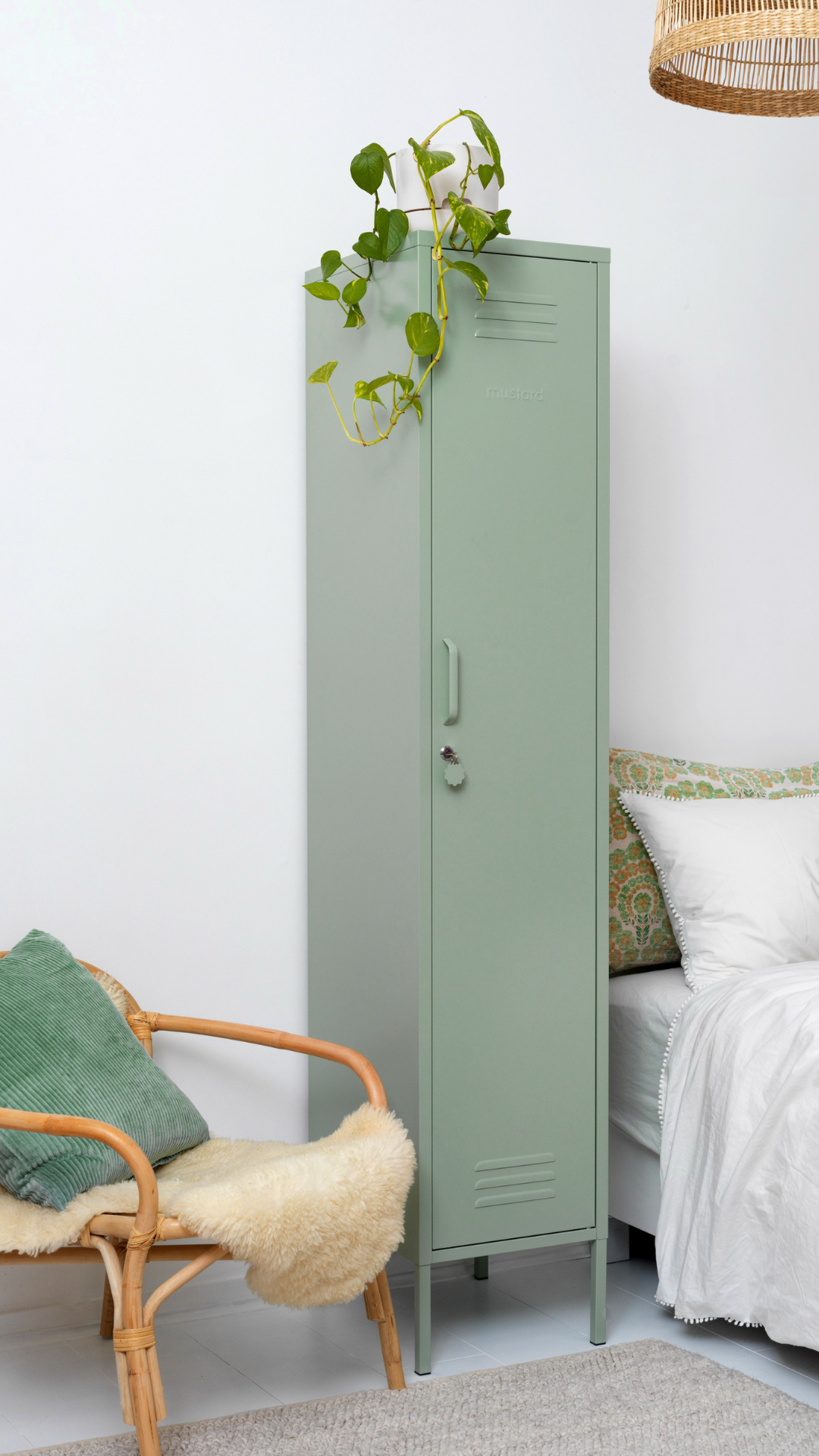Mustard Made Skinny locker, sage