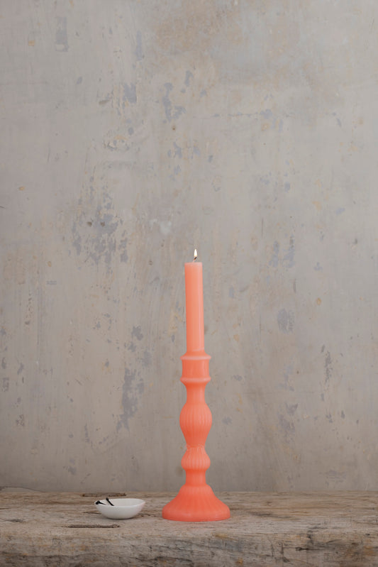 Candlestick shaped candle, coral large, detail