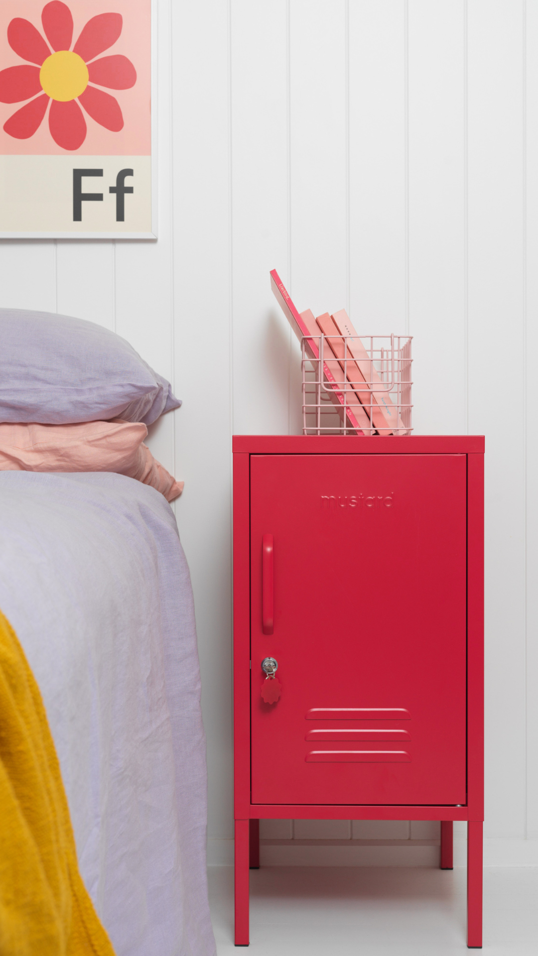 Mustard Made Shorty locker, poppy