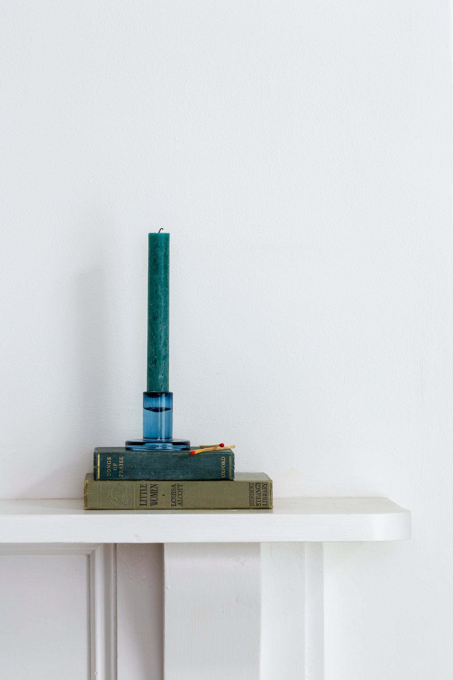 Mini glass candleholder, blue, detail