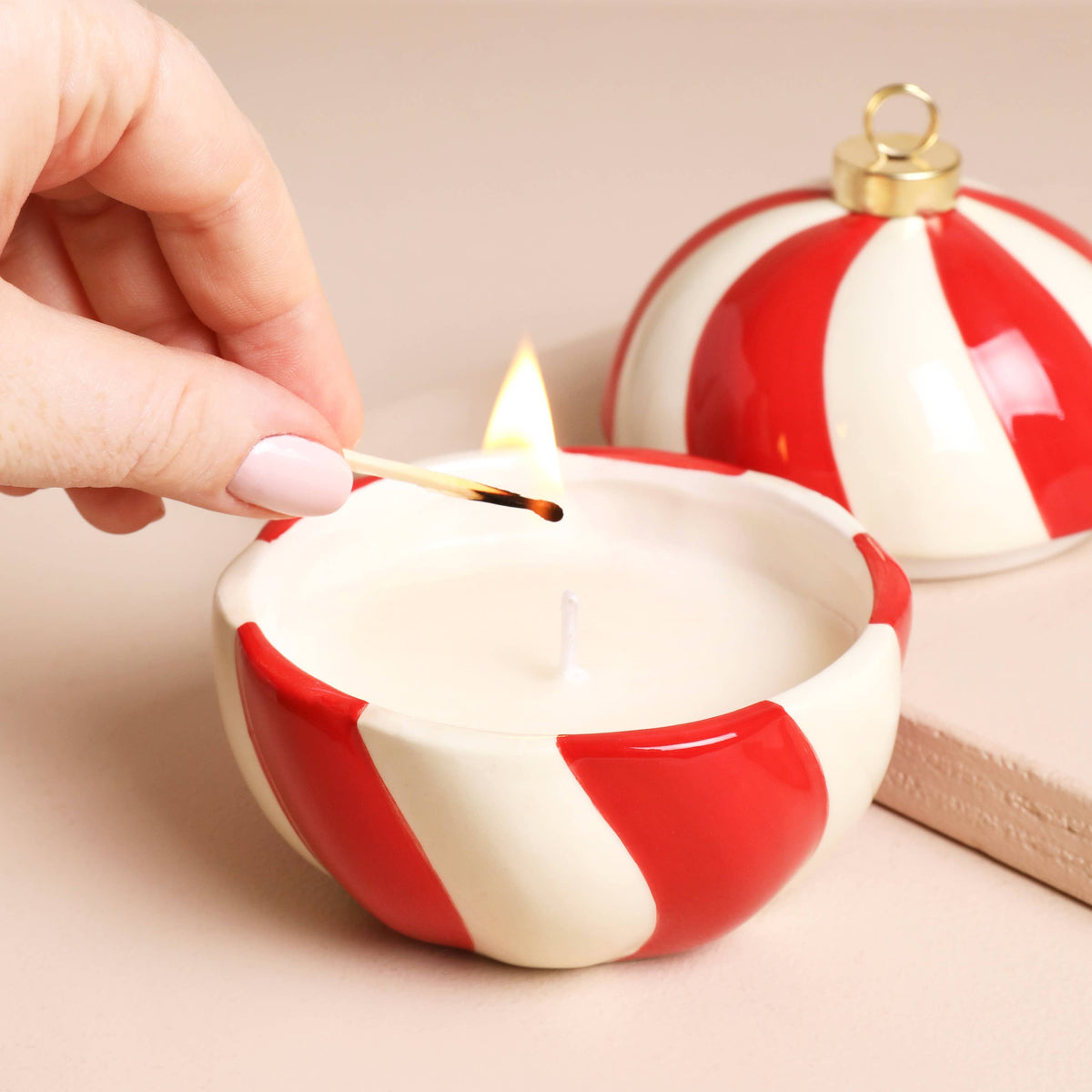 Candy Cane Stripe Bauble Candle | Cinnamon Christmas Candle