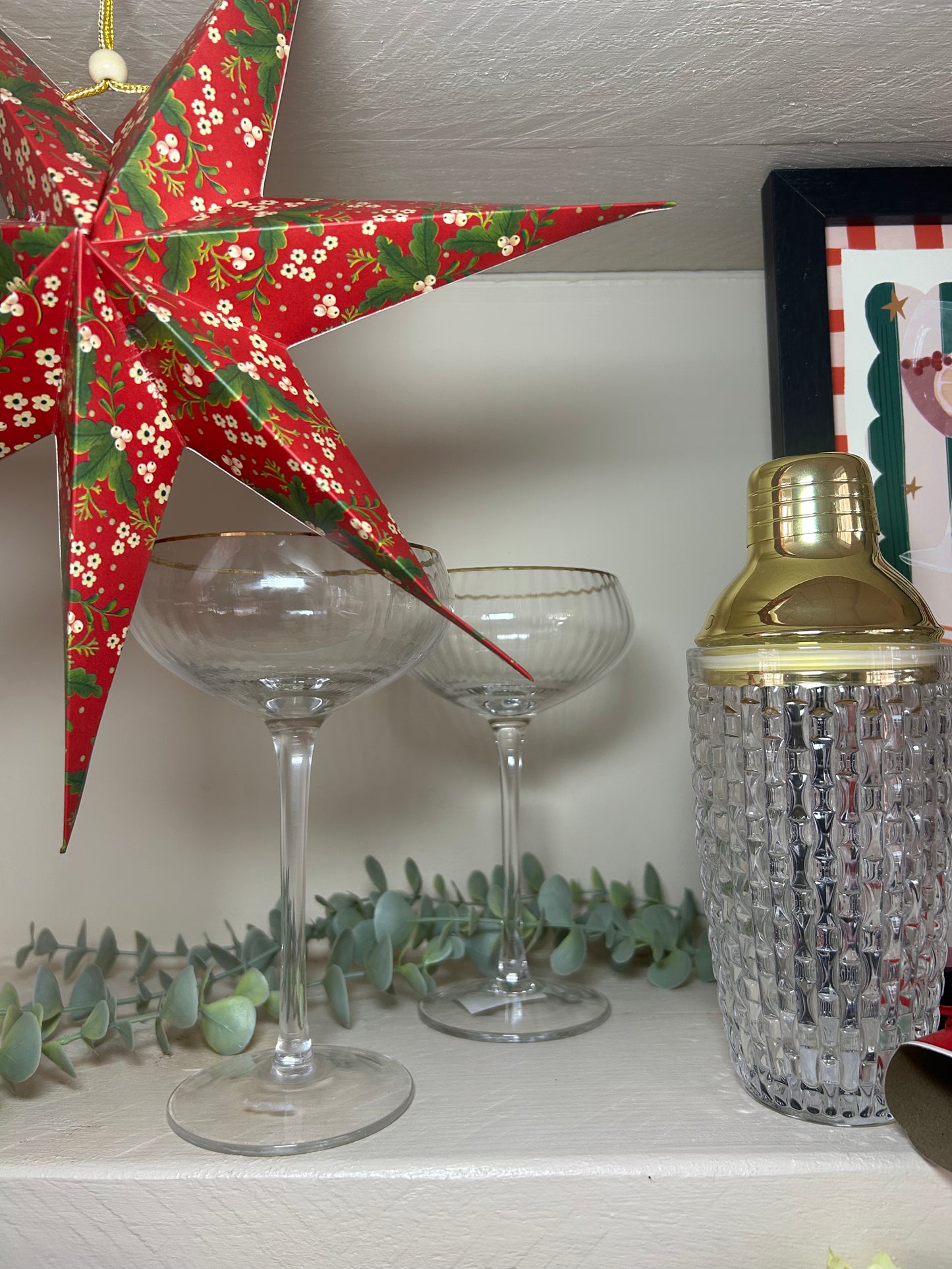 Gold Rim Ribbed Coupe Glass | Elegant Handcrafted Cocktail Coupe