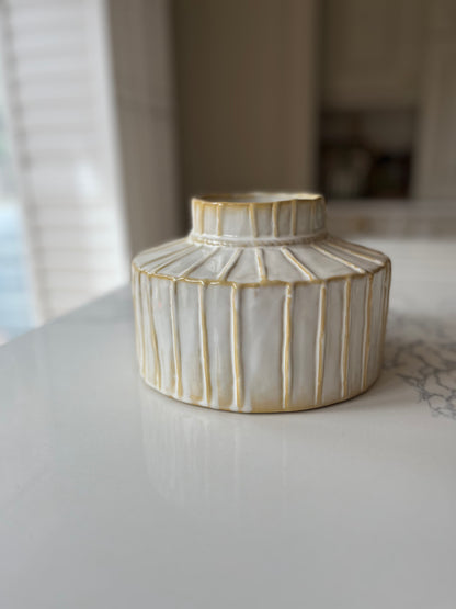 Ivory & Ochre Ridged Ceramic Pot
