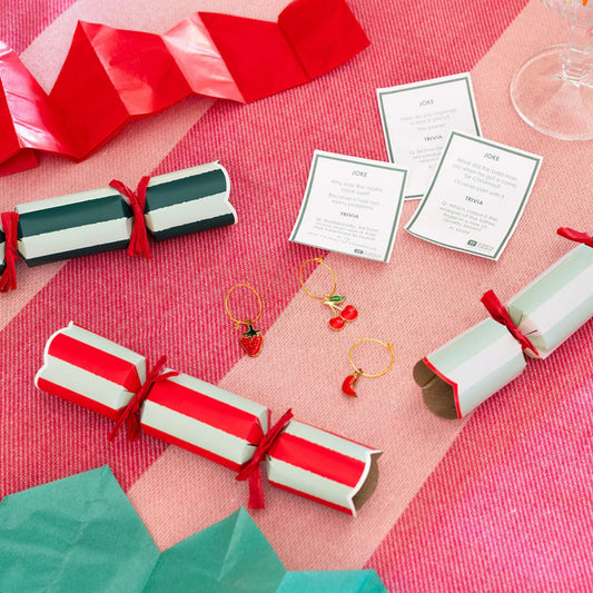 Bon Noel Mini Christmas Crackers | Elegant Small Table Crackers – Pack of 6