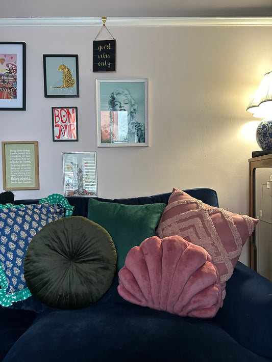 Velvet Shell Cushion | Rose Pink Home Accent