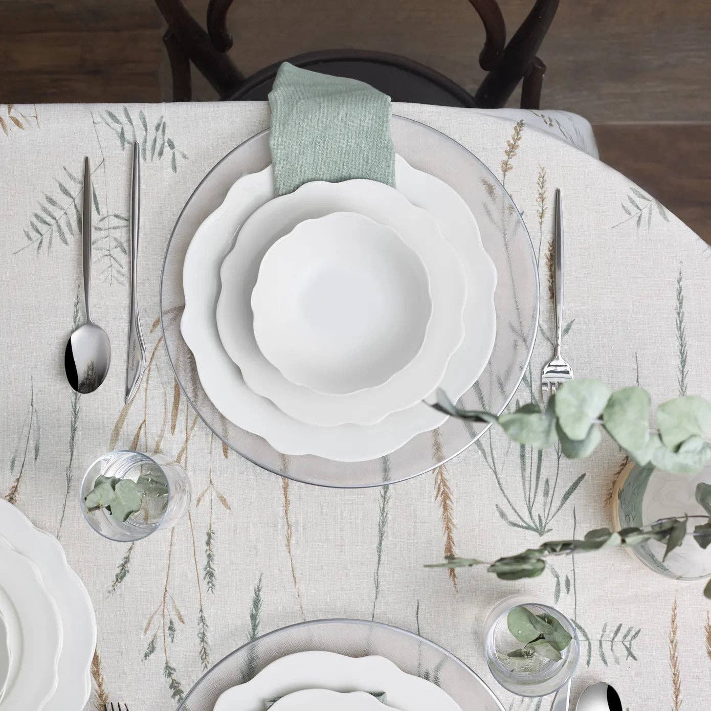 Daisy 12-Piece Bone China Dinner Set | White Dinner Set for 4